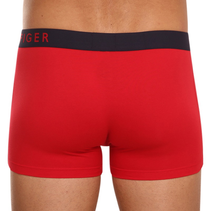 3PACK pánské boxerky Tommy Hilfiger vícebarevné (UM0UM01234 0XY) M, trenky / trenýrky.
Pánské boxerky, které potěší muže i jejich ženy
Boxerky Tommy Hilfiger vynikají kvalitou zpracování a díky kombinaci bavlny a elastanu dobře sedí a jsou příjemné na dotek.
Spodní prádlo Tommy Hilfiger je zárukou nejvyšší kvality
Značka Tommy Hilfiger se stala ikonou amerického oblékání před téměř 40 lety a jeho barevnost v tónech modré, červené a bílé je rozeznatelná na první pohled.