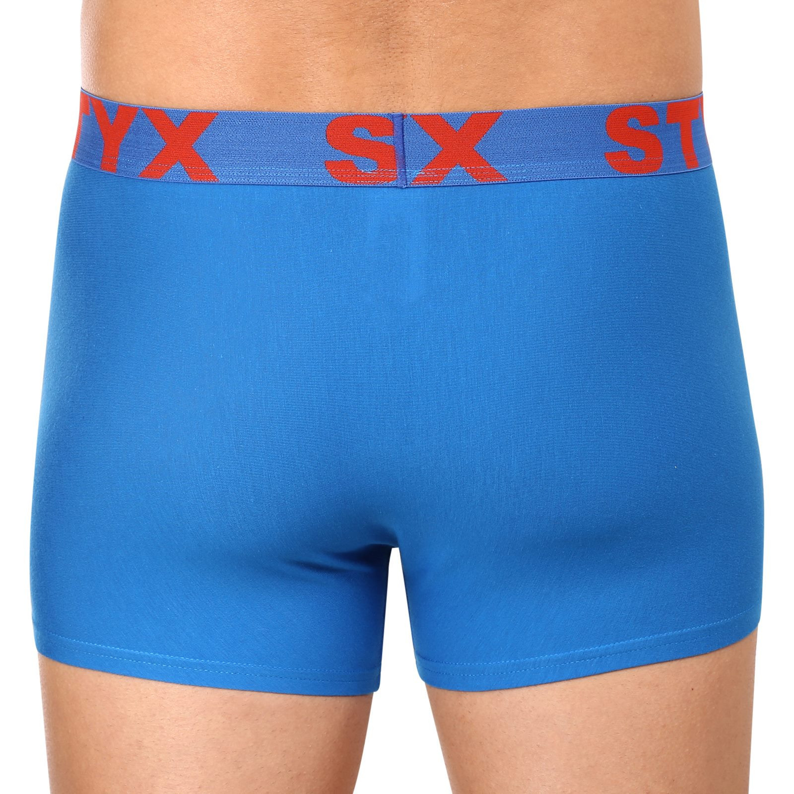 3PACK pánské boxerky Styx sportovní guma nadrozměr modré (3R96879) 3XL, trenky / trenýrky.
Boxerky Styx jsou skvělou volbou, pokud máš rád pohodlné a kvalitní pánské spodní prádlo.
Boxerky Styx s přívlastkem „sport“ jsou vytvořeny z kombinace bavlny, antibakteriálního modalu a elastanu, jsou velice pohodlné na celodenní nošení a aktivity všeho druhu.
A jak je to s praním?
Více se dozvíš v klasických informacích o produktu.