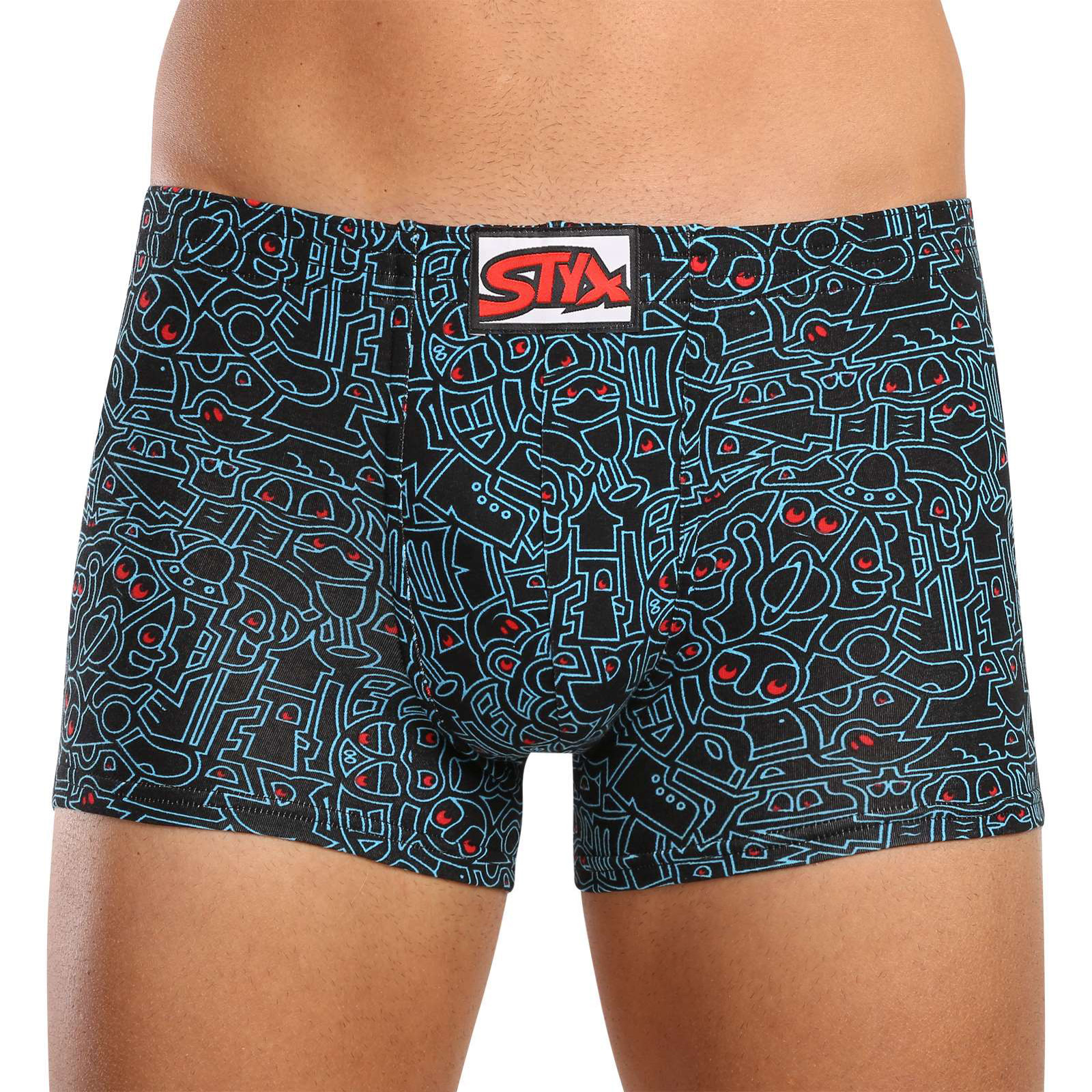 6PACK pánské boxerky Styx art klasická guma vícebarevné (6Q12697124) L, trenky / trenýrky.
Boxerky Styx jsou skvělou volbou, pokud máte rádi pohodlné a kvalitní pánské spodní prádlo.
          
Boxerky Styx s přívlastkem „classic“ jsou vytvořeny z kombinace bavlny, antibakteriálního modalu a elastanu, jsou velice pohodlné na celodenní nošení a aktivity všeho druhu.
     
A jak je to s praním?