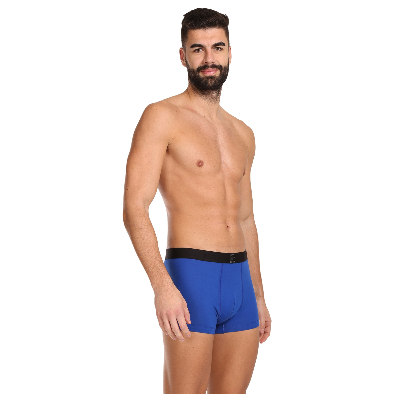 Pánský set Tommy Hilfiger boxerky a ponožky v dárkovém balení (UM0UM03040 0WY) XL, trenky / trenýrky.
 
Hledáte set pánského spodního prádla, který je vyroben z příjemného materiálu?
    
Tento set pánského spodního prádla je vyroben z velice příjemného materiálu, skládá se ze dvou kusů, set je navíc zabalen v praktickém balení.