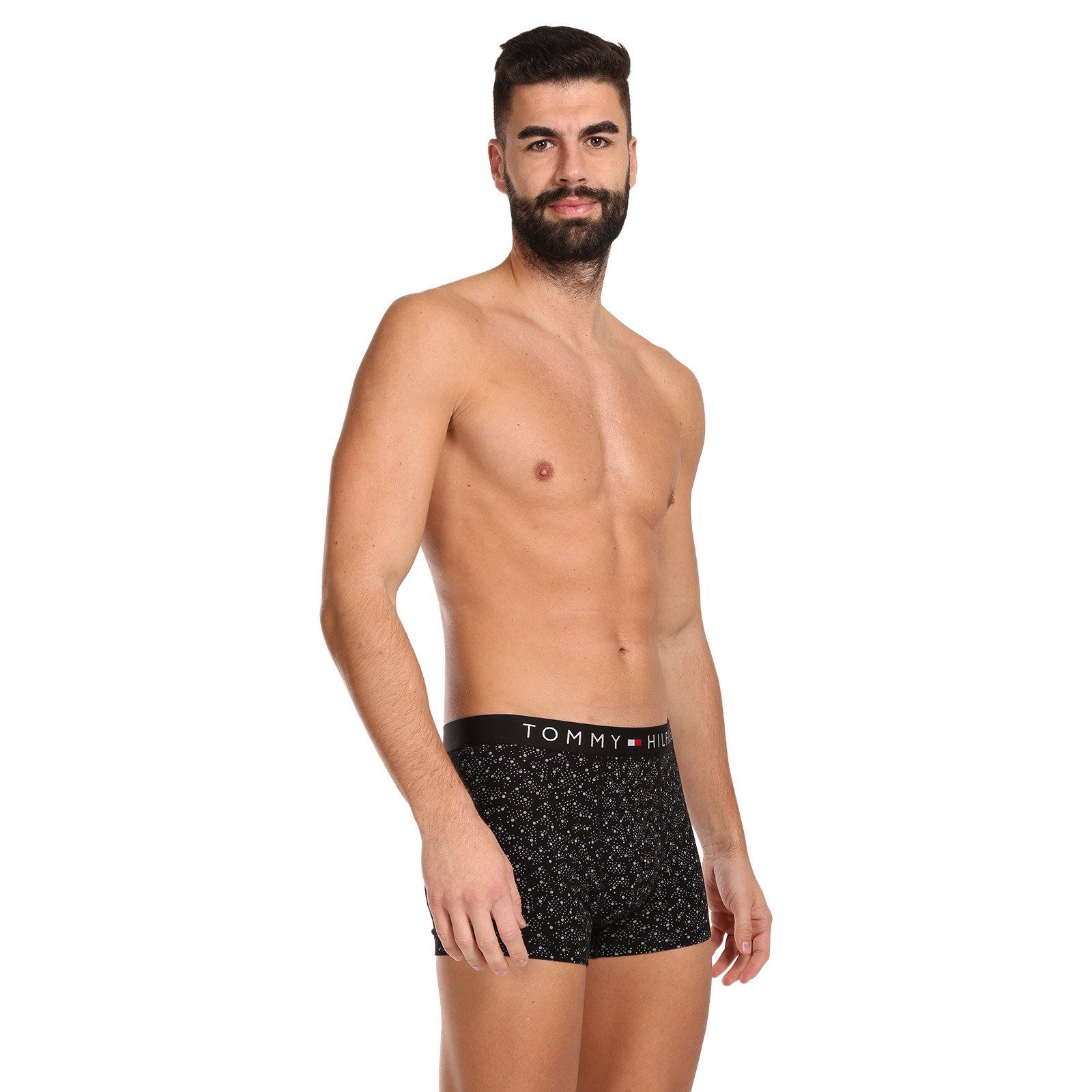 Pánský set Tommy Hilfiger boxerky a ponožky v dárkovém balení (UM0UM03048 0GU) S, trenky / trenýrky.
 
Hledáte set pánského spodního prádla, který je vyroben z příjemného materiálu?
    
Tento set pánského spodního prádla je vyroben z velice příjemného materiálu, skládá se ze dvou kusů, set je navíc zabalen v praktickém balení.