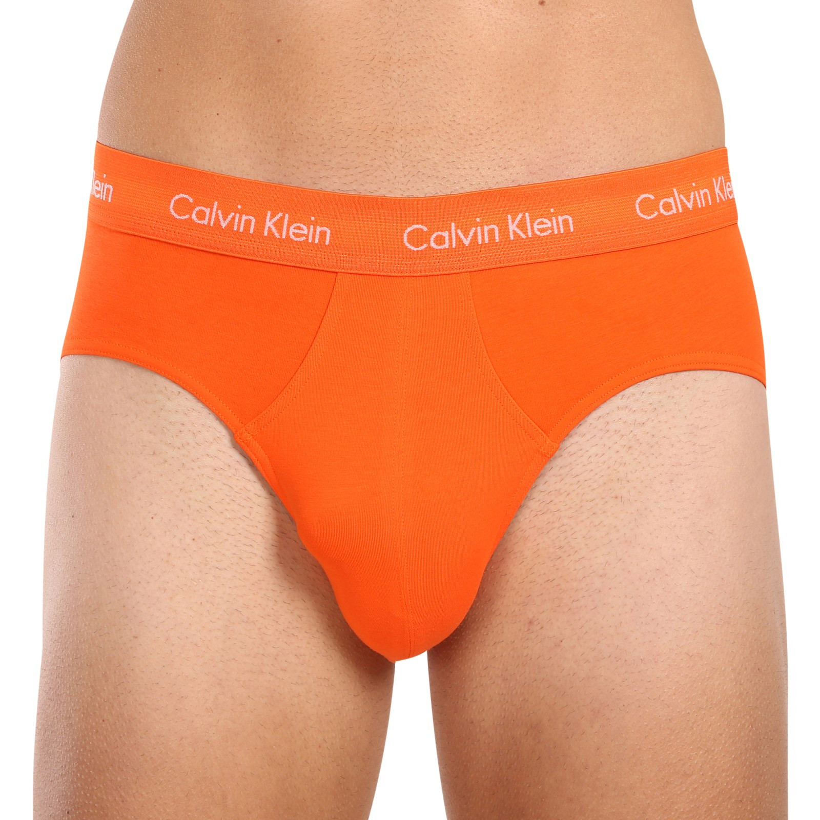 5PACK pánské slipy Calvin Klein vícebarevné (NB2630A-I08) L.
Tyto parádní slipy Calvin Klein potěší všechny muže.
Příjemný materiál s měkkými lemy perfektně sedí na těle. Slipy dobře padnou a nemusíte se bát, že by se vás někde zařezávaly.
Víc se dozvíš v klasických informacích o produktu.