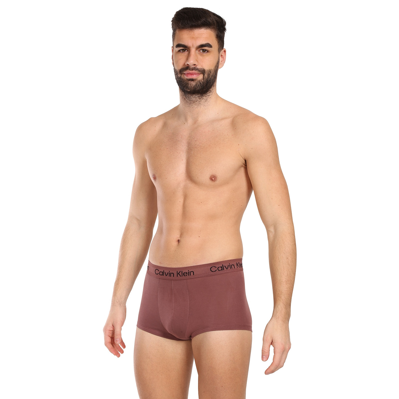 3PACK pánské boxerky Calvin Klein vícebarevné (NB3705A-GN1) L, trenky / trenýrky.
Kvalitní boxerky do každého šatníku
Pánské boxerky Calvin Klein s delší nohavičkou zajišťují dokonalý komfort pro každodenní nošení, nezáleží na tom, jestli tě čeká důležitá pracovní schůzka nebo lezení po skalách.
Spodní prádlo Calvin Klein milují lidé po celém světě
Pánské spodní prádlo Calvin Klein patří ke stálicím módního průmyslu.