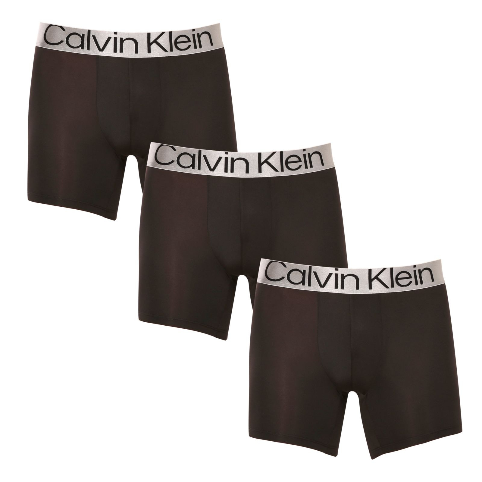 3PACK pánské boxerky Calvin Klein černé (NB3075A-7V1) L, trenky / trenýrky.
Kvalitní boxerky do každého šatníku
Pánské boxerky Calvin Klein s delší nohavičkou zajišťují dokonalý komfort pro každodenní nošení, nezáleží na tom, jestli tě čeká důležitá pracovní schůzka nebo lezení po skalách.
Spodní prádlo Calvin Klein milují lidé po celém světě
Pánské spodní prádlo Calvin Klein patří ke stálicím módního průmyslu.