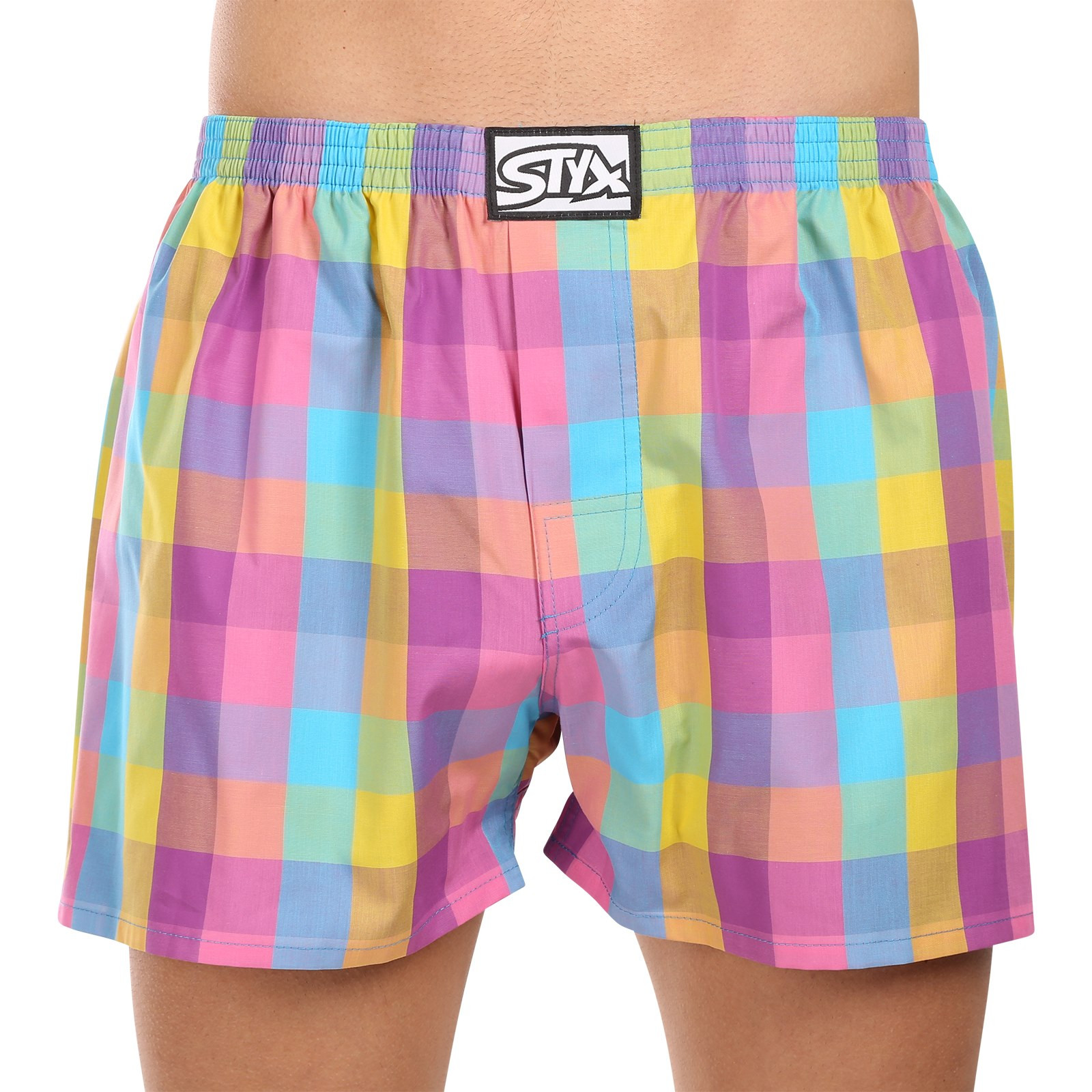 3PACK pánské trenky Styx klasická guma nadrozměr vícebarevné (3E102830) 5XL, trenýrky.
Barevné bavlněné trenky pro každodenní pohodlí
Pánské trenýrky Styx jsou vyrobeny ze 100% bavlny.
Česká značka Styx nabízí zábavu i prvotřídní kvalitu
Spodní prádlo Styx si oblíbí zejména ti, pro které je důležitá osobitost.