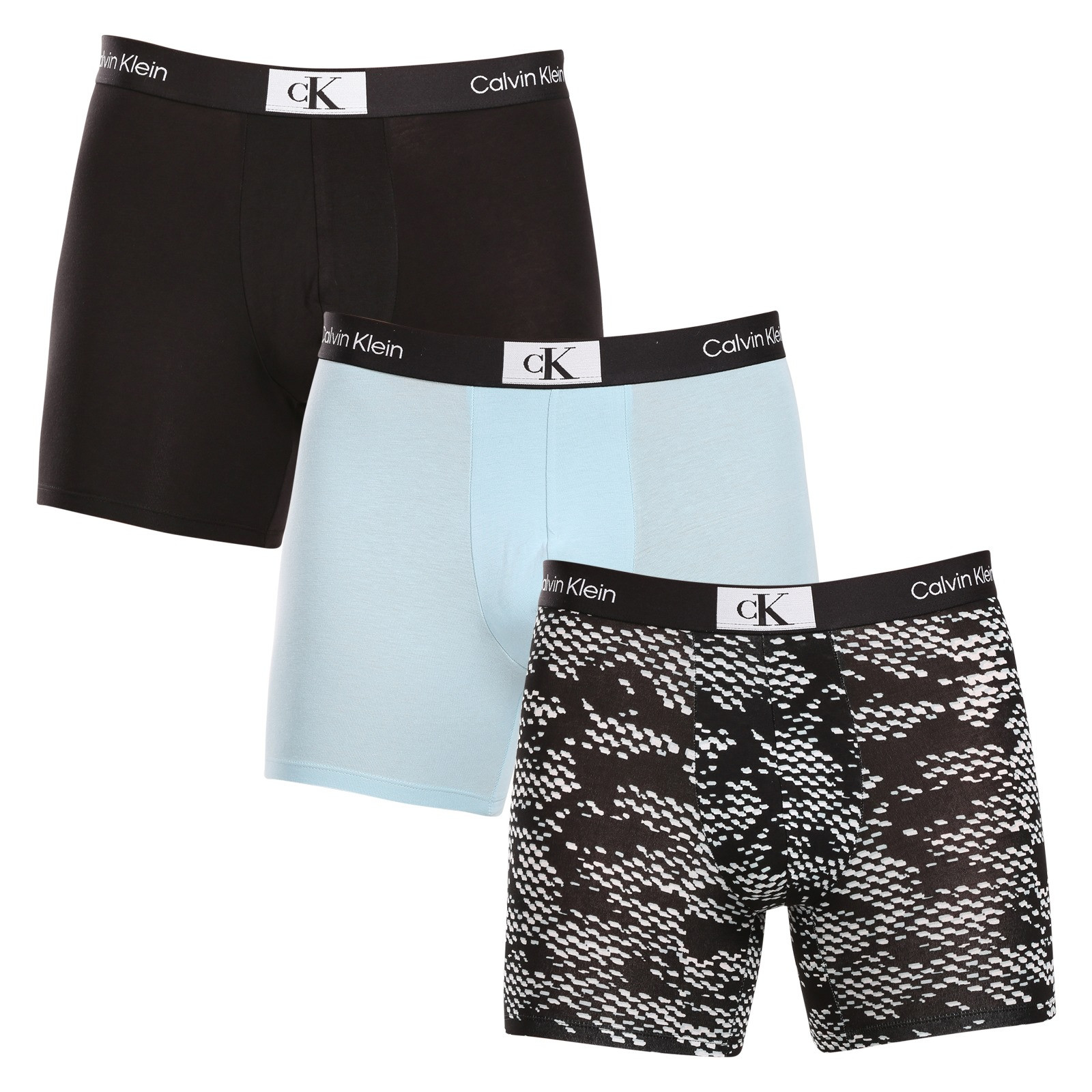 3PACK pánské boxerky Calvin Klein vícebarevné (NB3529E-MRU) XL, trenky / trenýrky.
Kvalitní boxerky do každého šatníku
Pánské boxerky Calvin Klein s delší nohavičkou zajišťují dokonalý komfort pro každodenní nošení, nezáleží na tom, jestli tě čeká důležitá pracovní schůzka nebo lezení po skalách.
Spodní prádlo Calvin Klein milují lidé po celém světě
Pánské spodní prádlo Calvin Klein patří ke stálicím módního průmyslu.