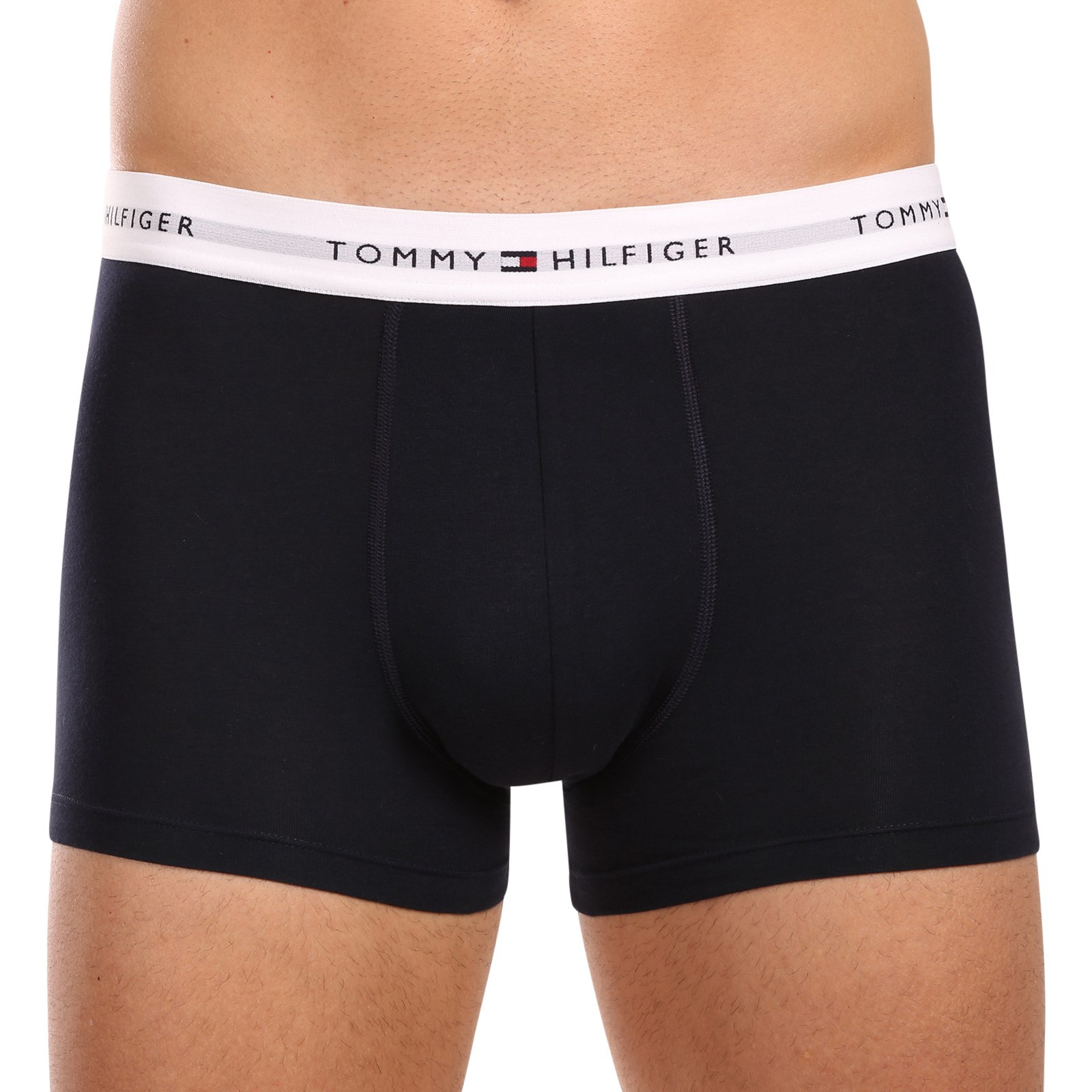 3PACK pánské boxerky Tommy Hilfiger vícebarevné (UM0UM02768 0Y2) XXL, trenky / trenýrky.
Pánské boxerky, které potěší muže i jejich ženy
Boxerky Tommy Hilfiger vynikají kvalitou zpracování a díky kombinaci bavlny a elastanu dobře sedí a jsou příjemné na dotek.
Spodní prádlo Tommy Hilfiger je zárukou nejvyšší kvality
Značka Tommy Hilfiger se stala ikonou amerického oblékání před téměř 40 lety a jeho barevnost v tónech modré, červené a bílé je rozeznatelná na první pohled.